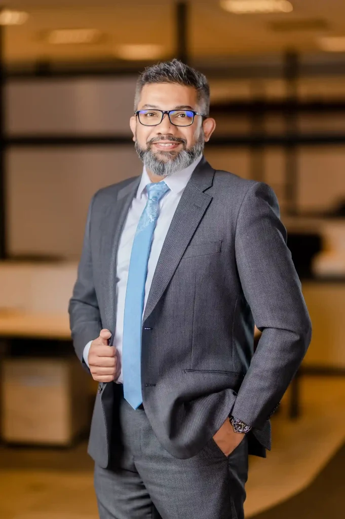 A corporate business professional and key executive team member at a top BPO company in Colombo.